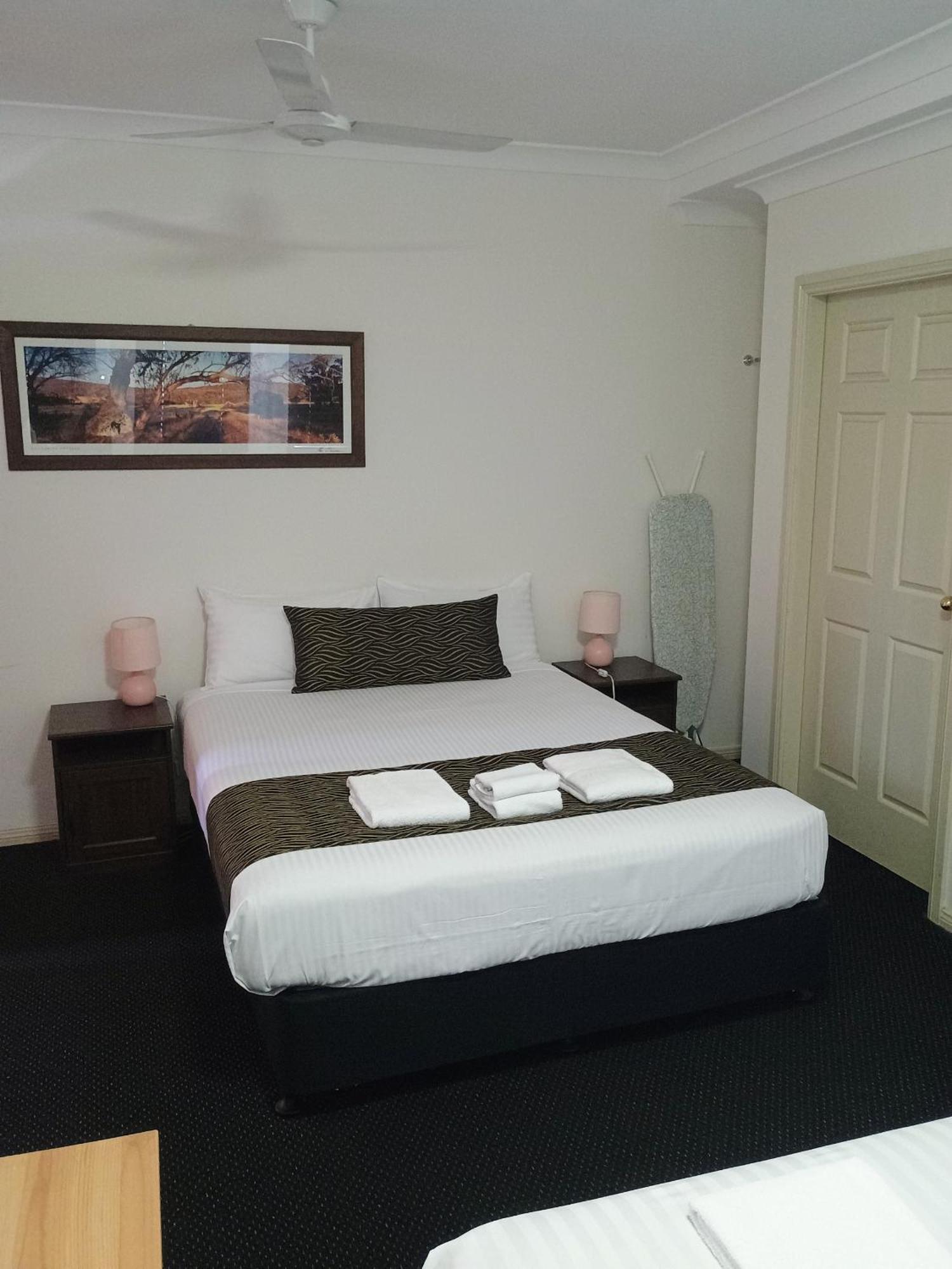 Across Country Motor Inn Anafi Exterior foto